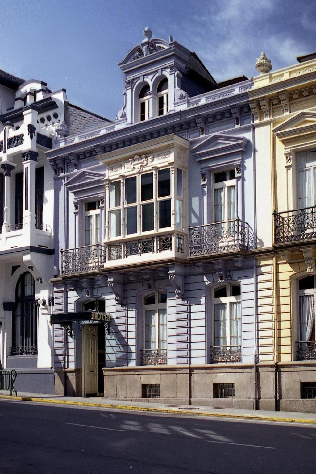 Hotel Villa De Луарка Екстериор снимка