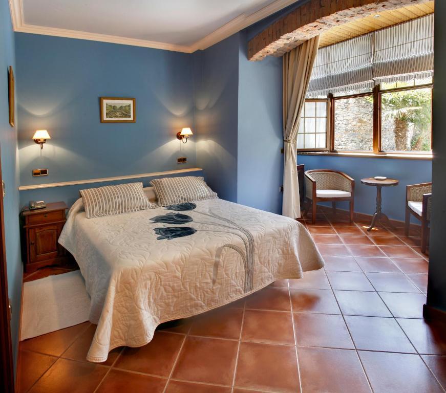 Hotel Villa De Луарка Стая снимка