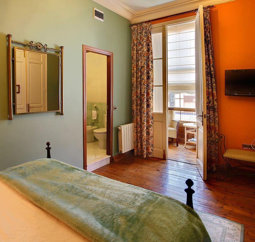 Hotel Villa De Луарка Екстериор снимка